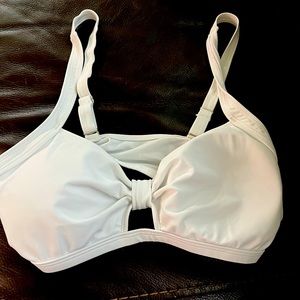 Women’s white bikini top